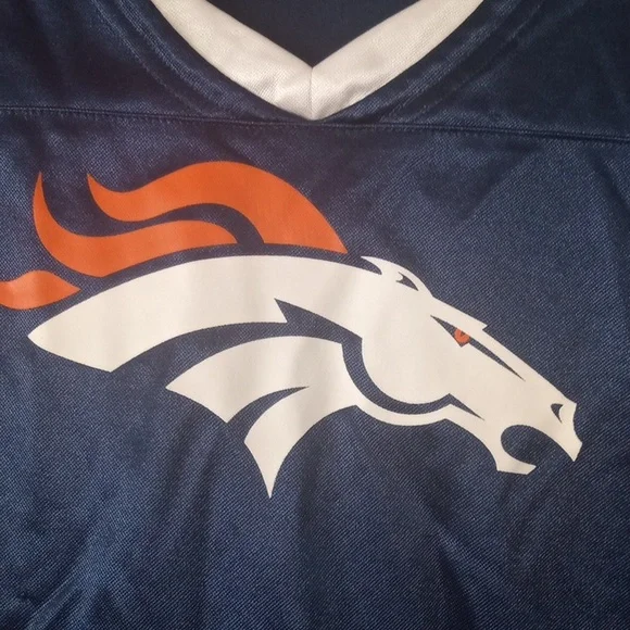Broncos NFL team apparel jersey top size Medium - Picture 2 of 6